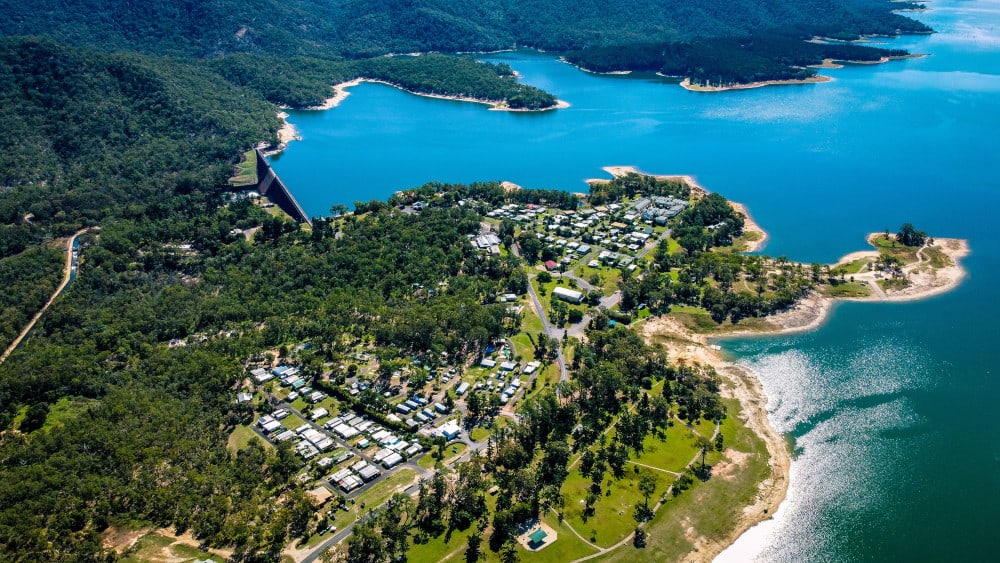 Lake-Tinaroo-Holiday-Park-Drone-Image-medium