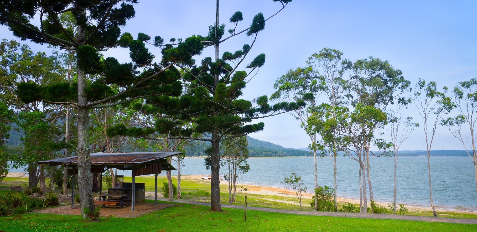 Tinaroo-township